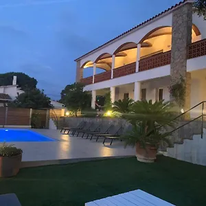  Villa Ty